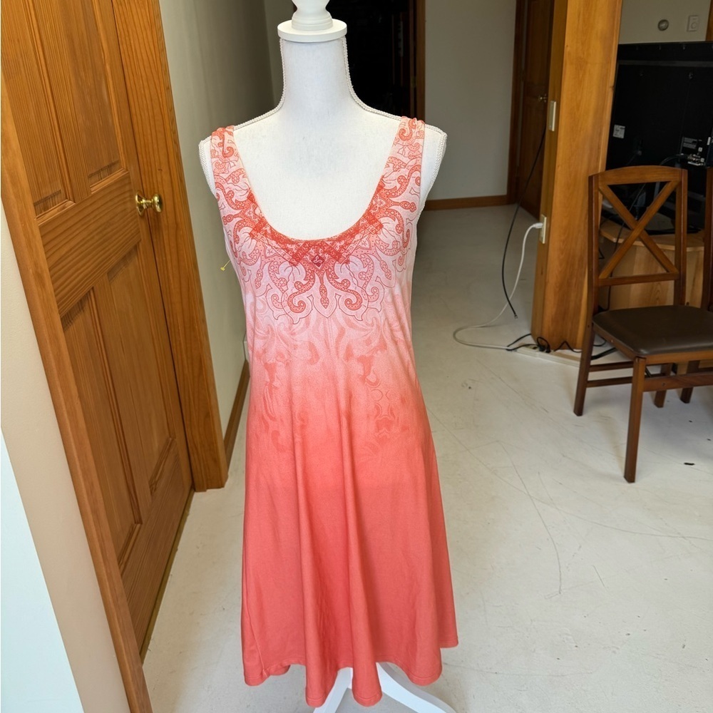 PrAna sleeveless active wear dress shelf bra med 18in pit L40in